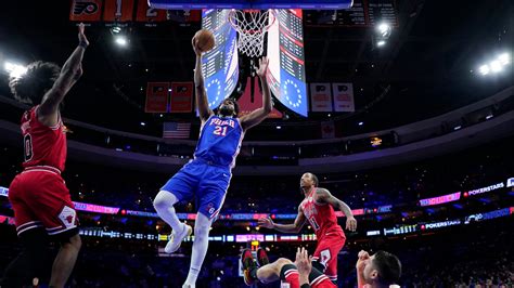 Coby White scores 24 as Bulls snap 76ers’ six-game winning streak with 108-104 victory